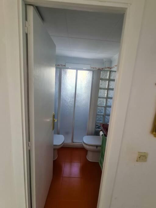 Nice Beachside 2-Bd Apt Near Barcelona Cunit Luaran gambar