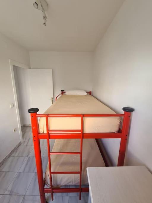 Nice Beachside 2-Bd Apt Near Barcelona Cunit Luaran gambar